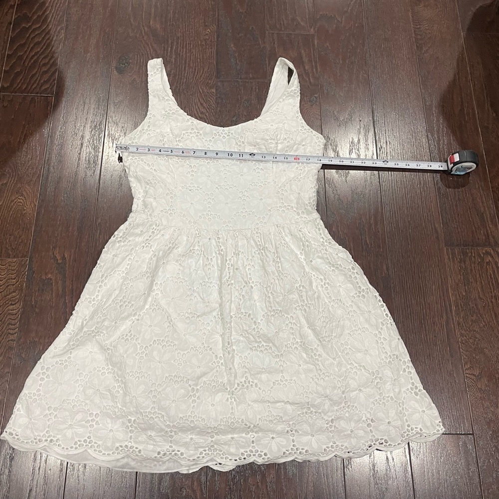 Lilly Pulitzer  Calhoun Scoop Neck Resort White Charleston Eyelet Dress Size 14* - Picture 6 of 11